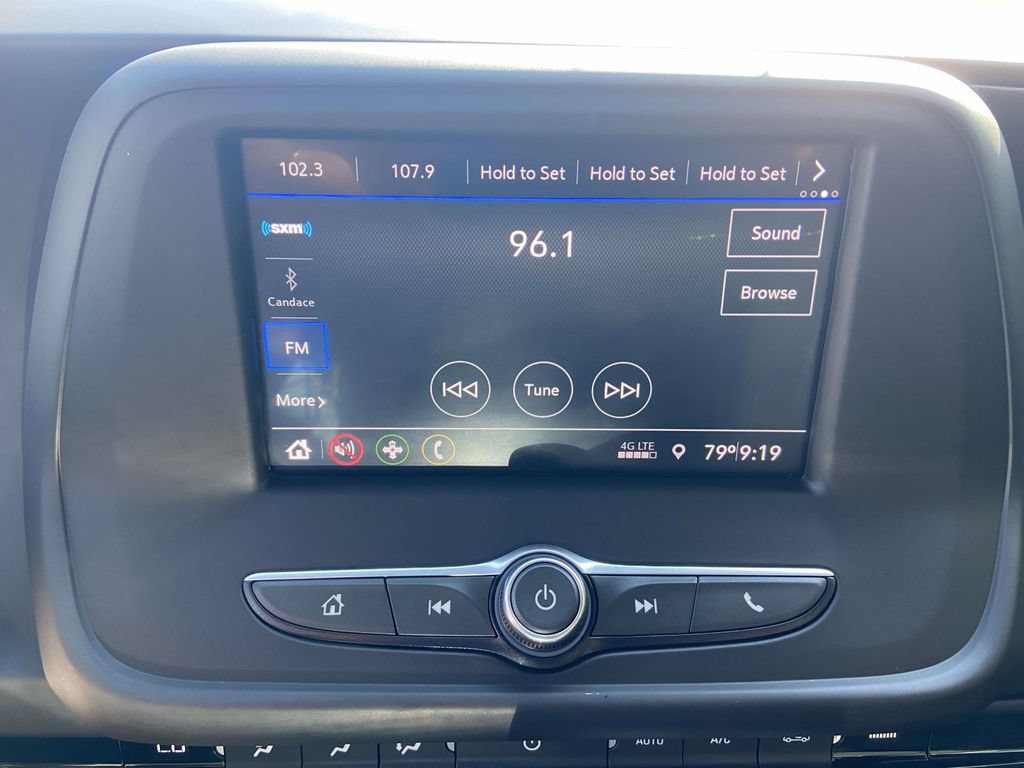 Used 2020 Chevrolet Camaro LT RWD image 15