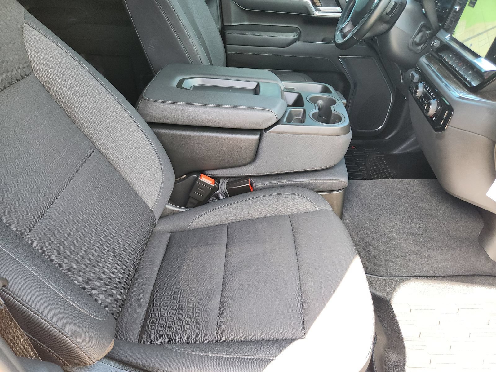 Certified 2025 Chevrolet Silverado 1500 LT RWD image 15