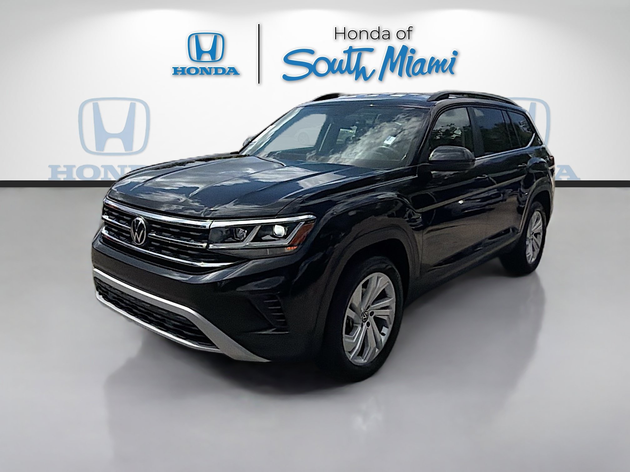 Used 2023 Volkswagen Atlas SE FWD image 3