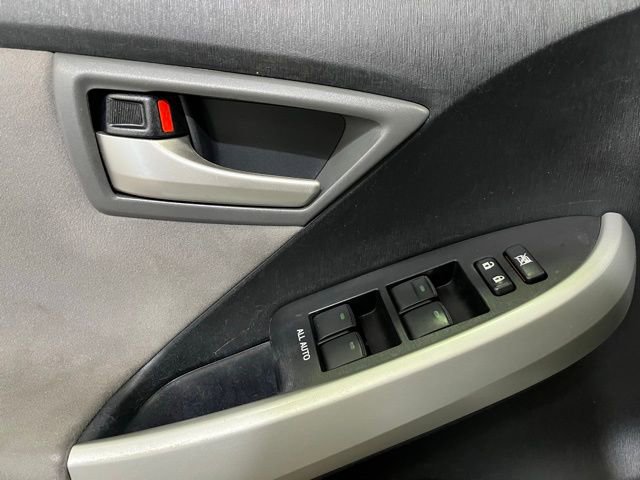 Used 2015 Toyota Prius Two image 12