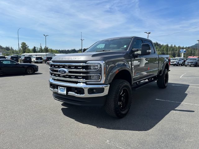 Used 2025 Ford F350 Lariat w/ Camper Package AWD/4WD image 6