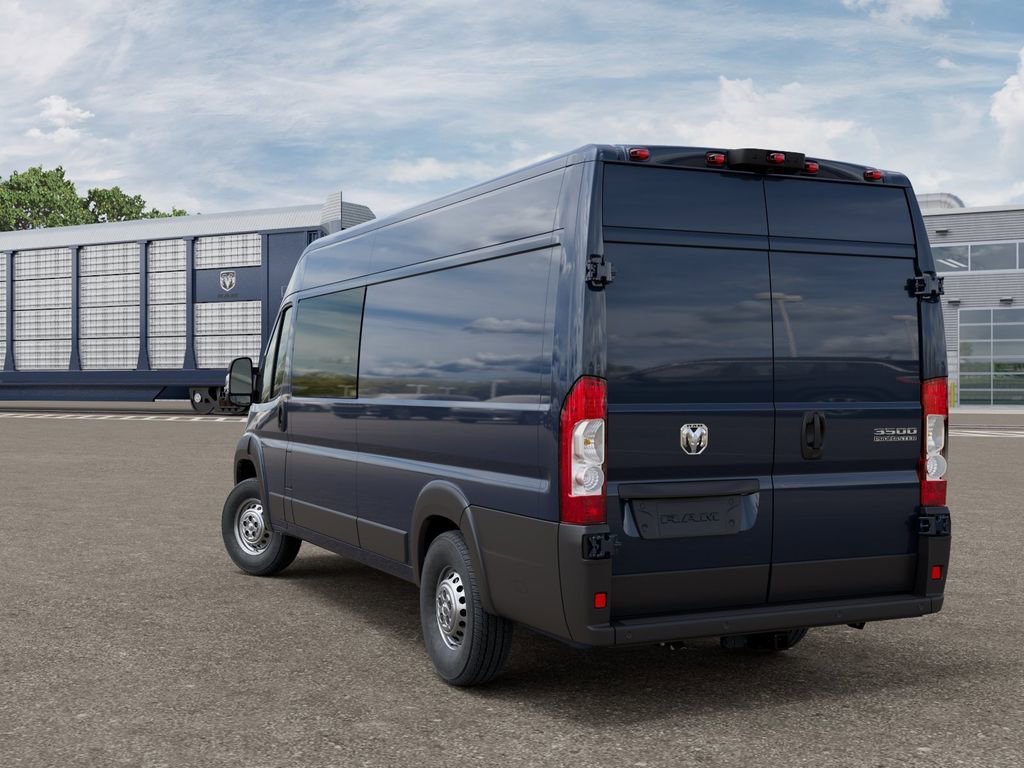 New 2026 RAM ProMaster 3500 w/ Crew Van Package FWD image 4