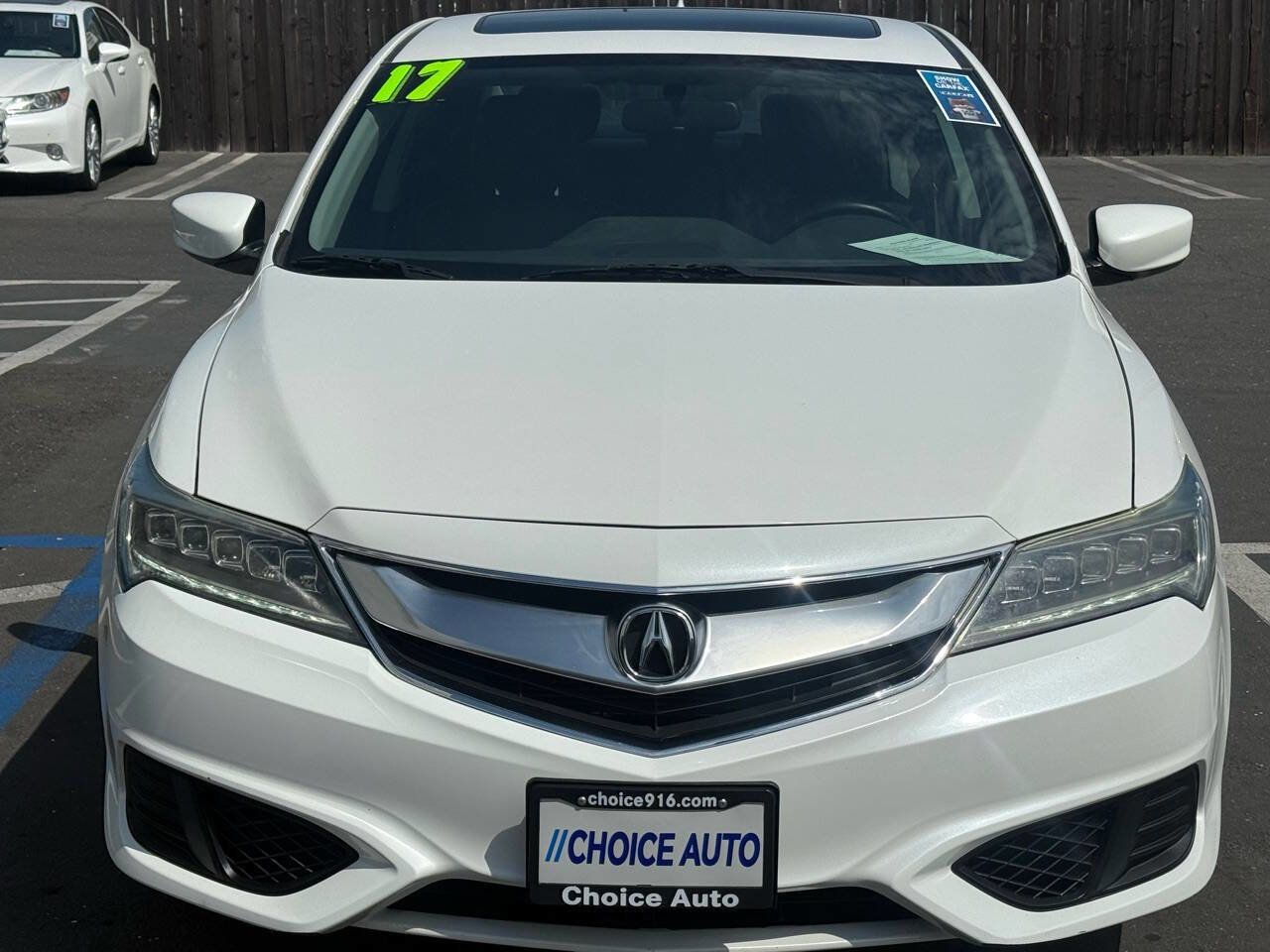 Used 2017 Acura ILX image 2