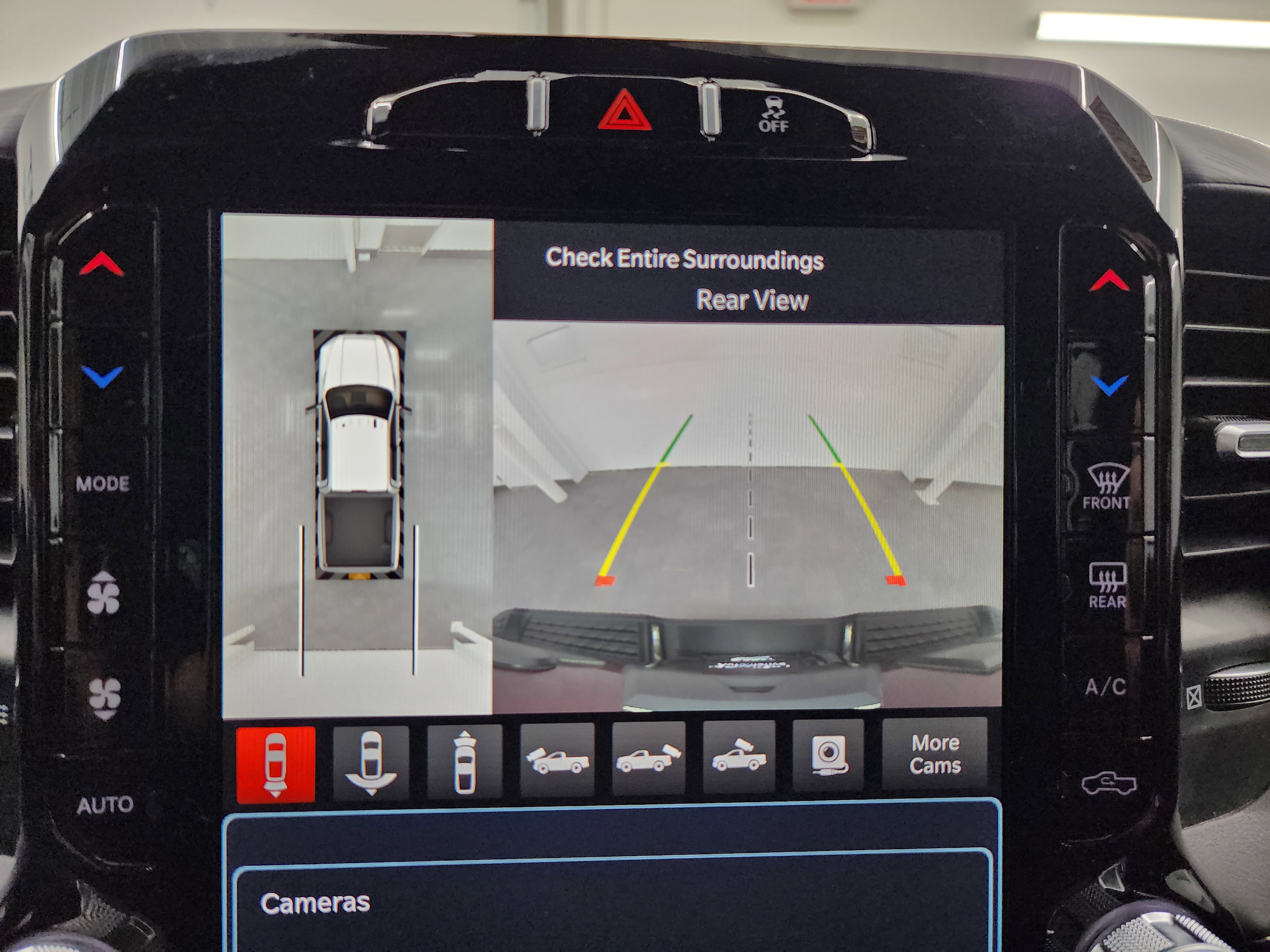 Used 2024 RAM 2500 Rebel w/ Towing Technology Group image 14