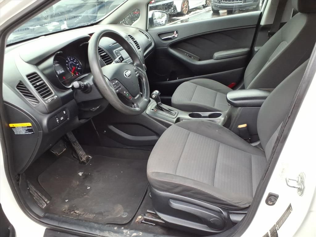 Used 2014 Kia Forte LX w/ Popular Package FWD image 10