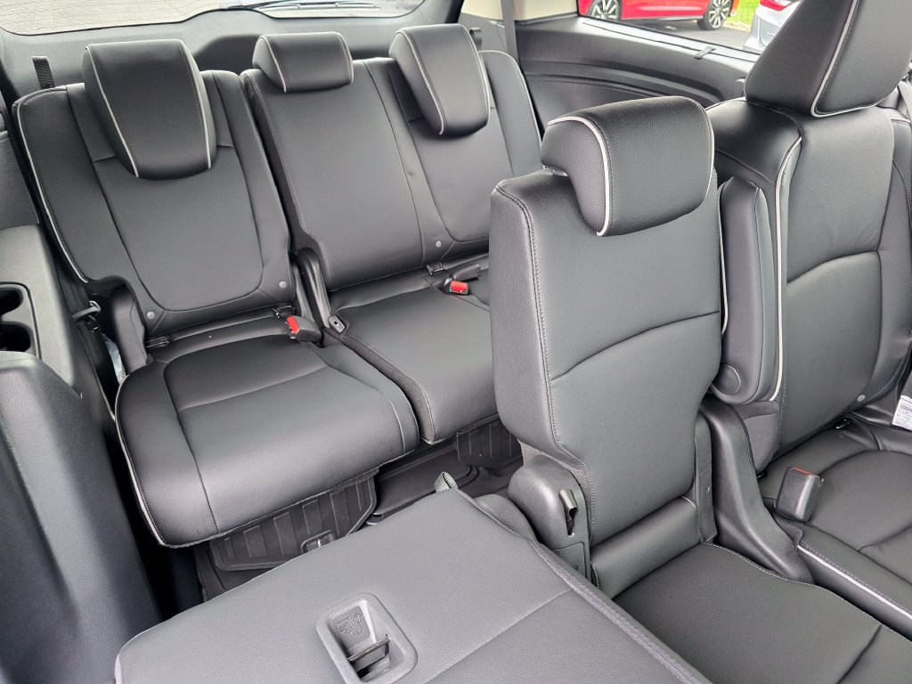 New 2027 Honda Odyssey Touring image 13
