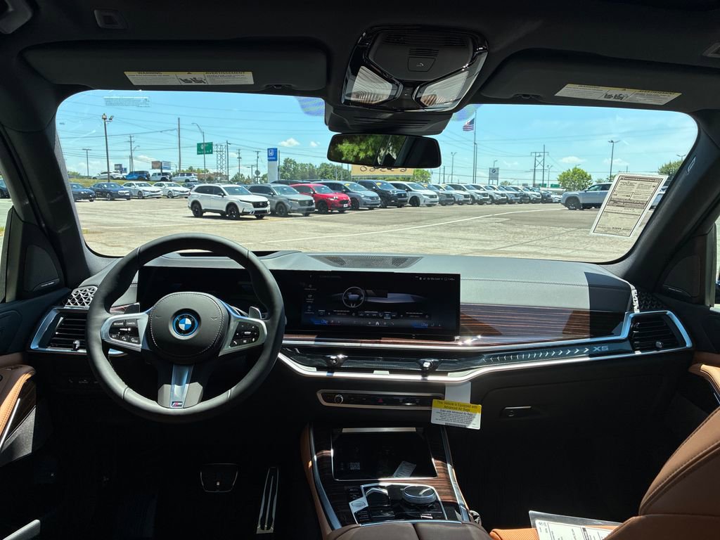 New 2026 BMW X5 xDrive50e w/ M Sport Package AWD/4WD image 18