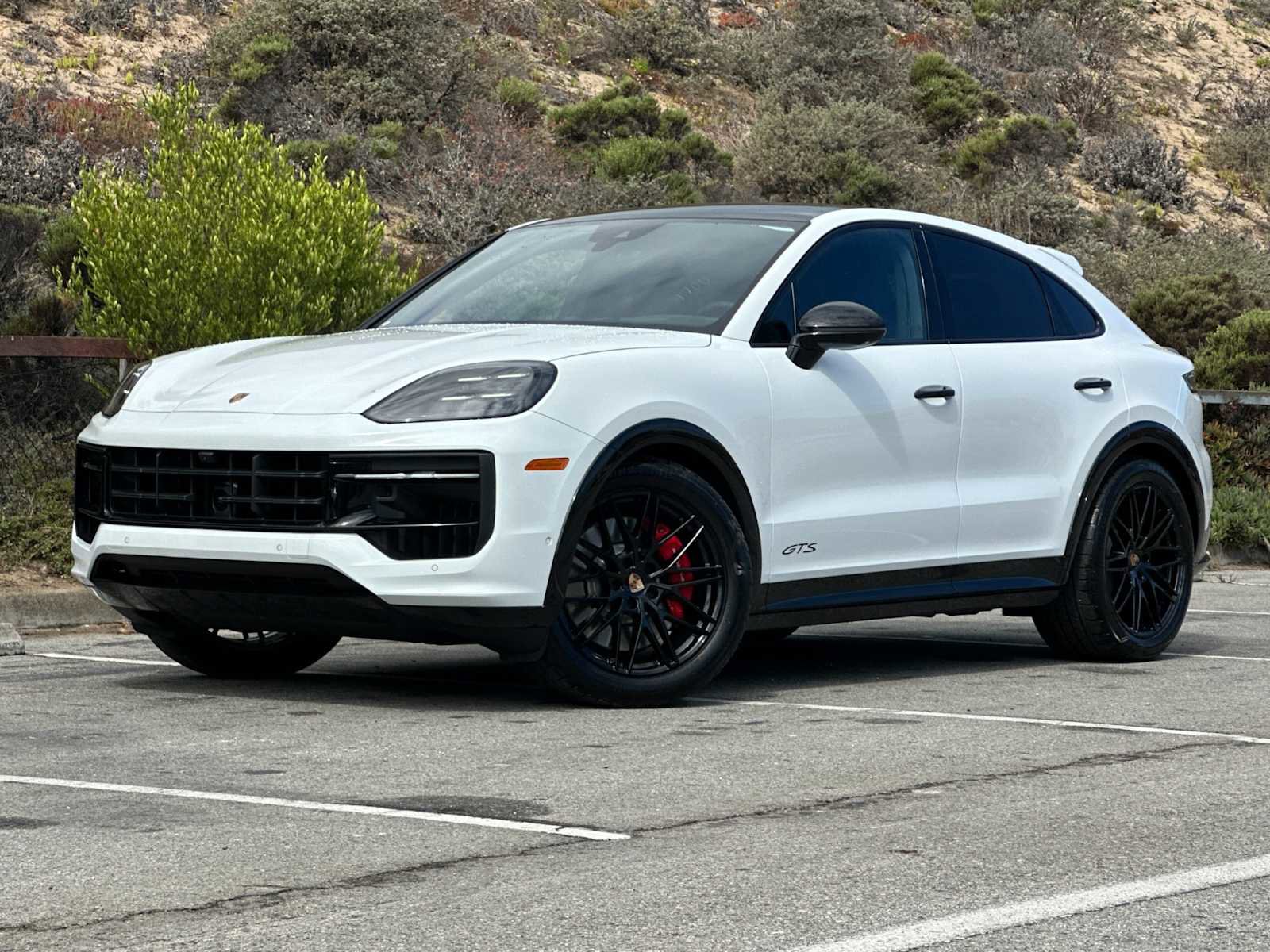 New 2026 Porsche Cayenne GTS image 1