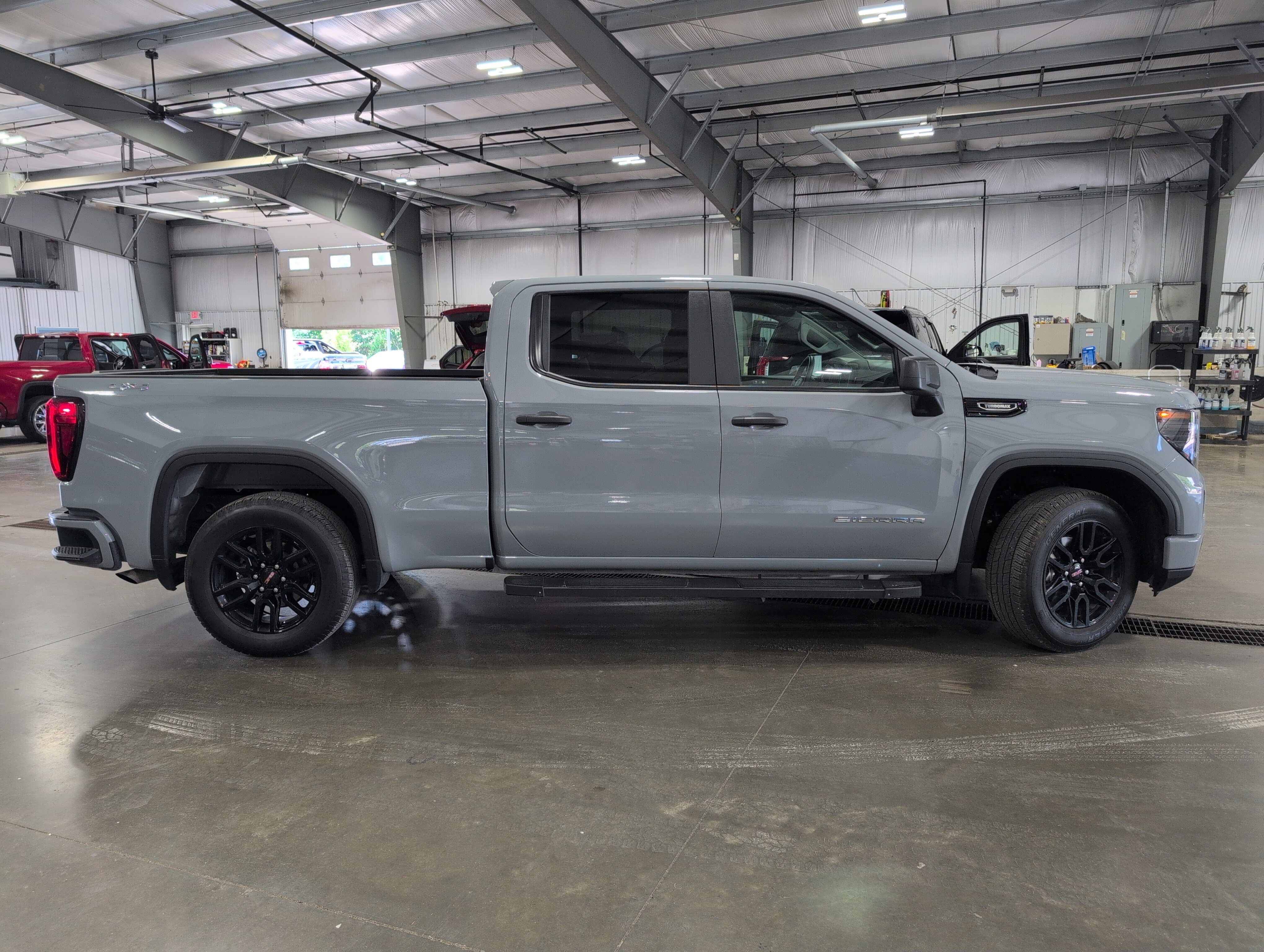 Used 2025 GMC Sierra 1500 Pro w/ Graphite Edition image 2