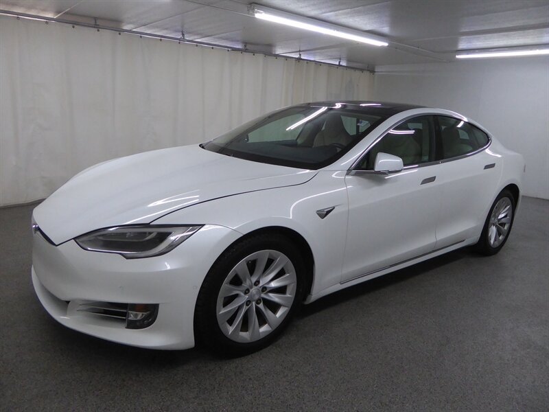 Used 2018 Tesla Model S 100D AWD/4WD image 3