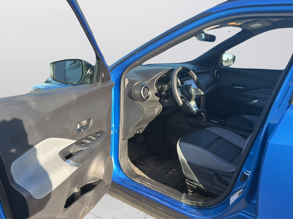 Certified 2024 Nissan Kicks SR w/ SR Premium Package FWD image 18