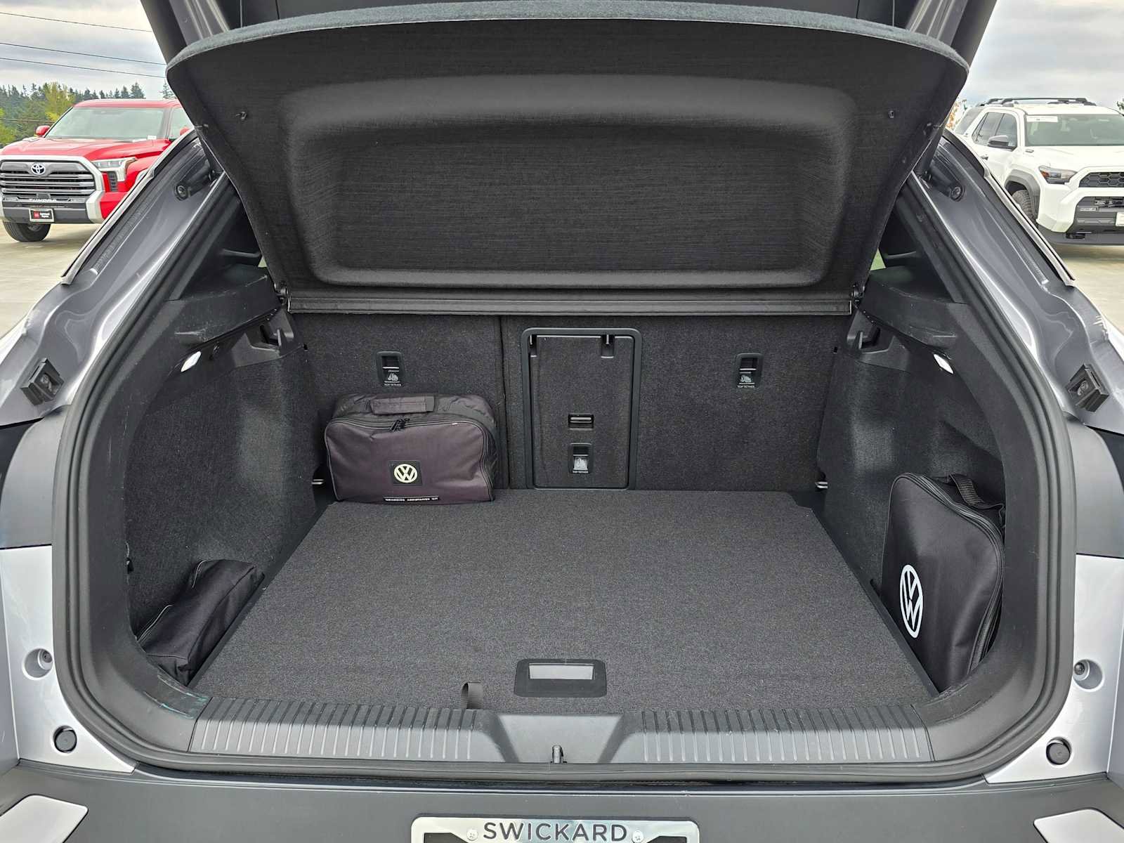 Used 2023 Volkswagen ID.4 Pro S AWD/4WD image 14