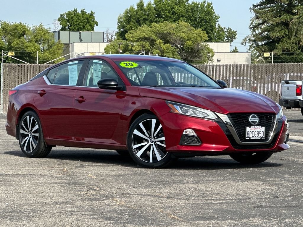 Used 2020 Nissan Altima 2.5 SR w/ Premium Package FWD image 1