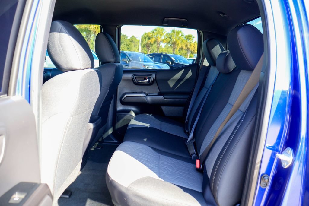 Used 2023 Toyota Tacoma TRD Sport w/ Technology Package RWD image 11
