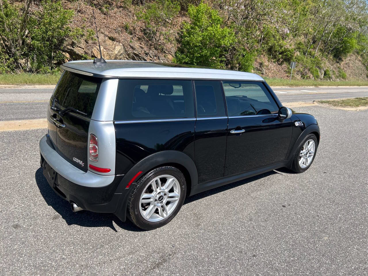 Used 2014 MINI Cooper Clubman S FWD image 7