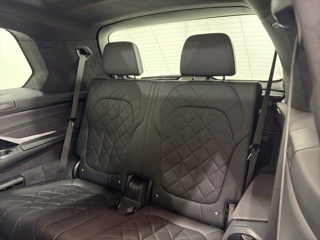 Certified 2023 BMW X7 xDrive40i w/ M Sport Package image 18