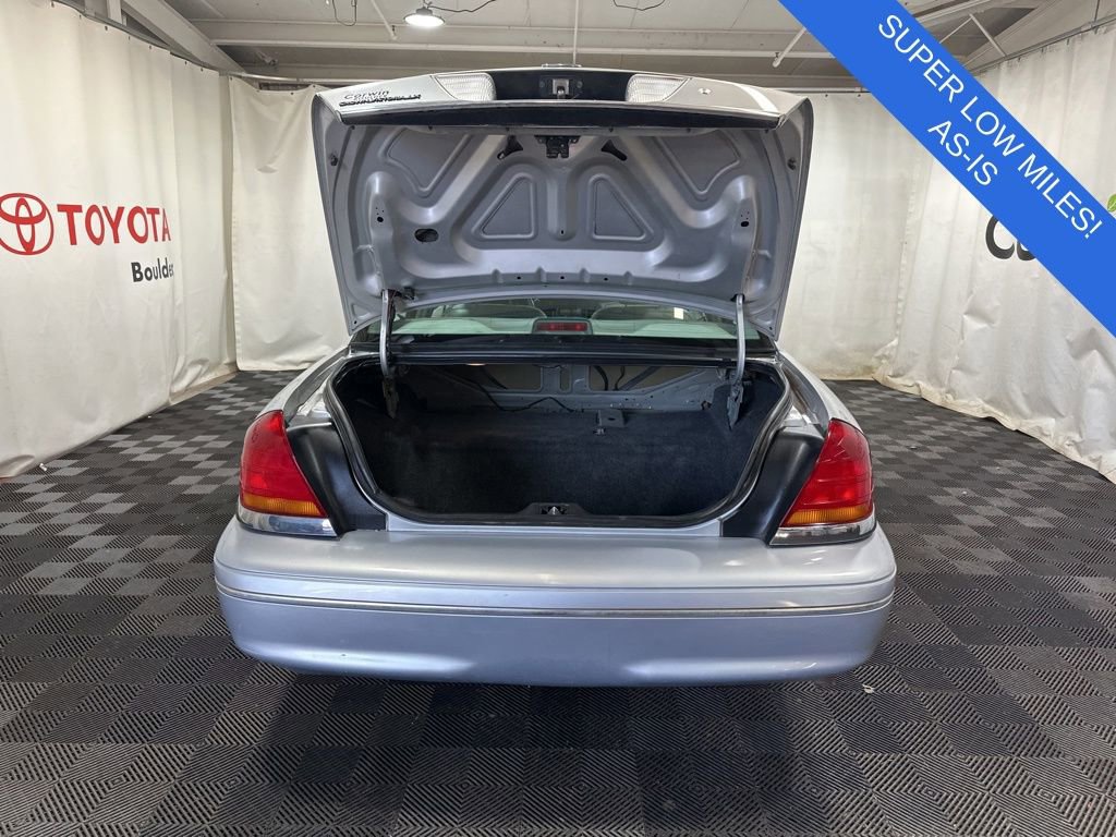 Used 1998 Ford Crown Victoria LX RWD image 15