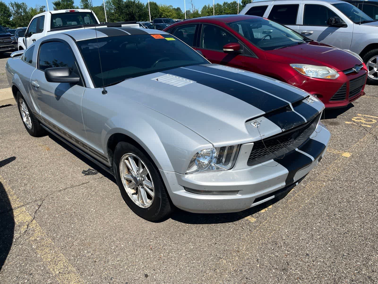 Used 2006 Ford Mustang Coupe RWD image 20