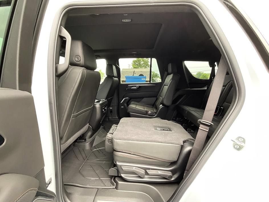 New 2026 Chevrolet Tahoe High Country w/ Sun And Tow Package AWD/4WD image 27