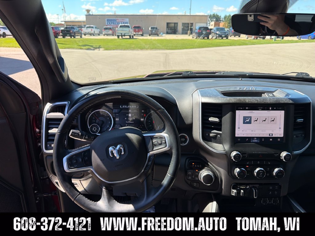 Used 2022 RAM 1500 Big Horn AWD/4WD image 13