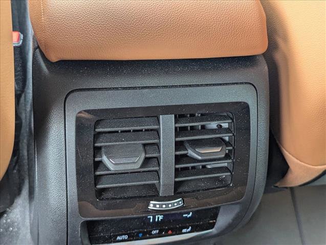 Certified 2024 BMW X4 xDrive30i w/ Premium Package image 17