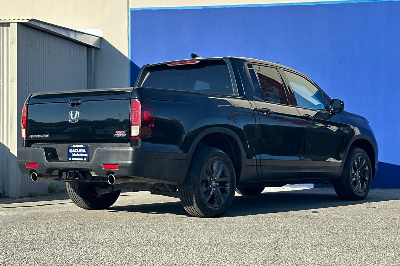 Used 2023 Honda Ridgeline Sport image 3