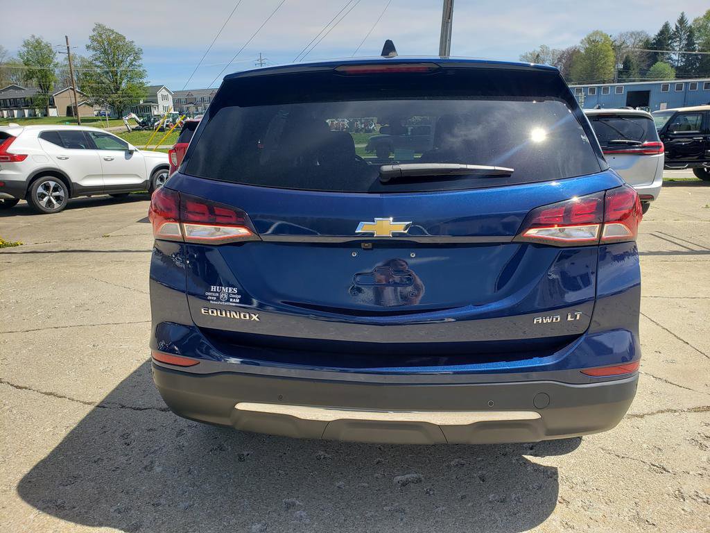 Used 2022 Chevrolet Equinox LT AWD/4WD image 4