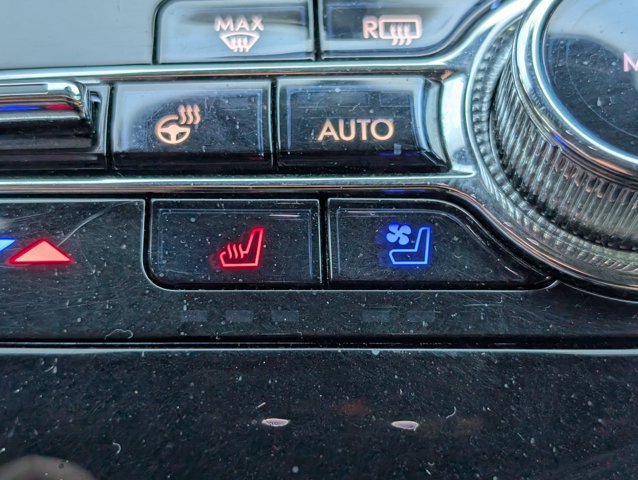 Used 2022 Lincoln Corsair Reserve w/ Equipment Group 201A AWD/4WD image 21
