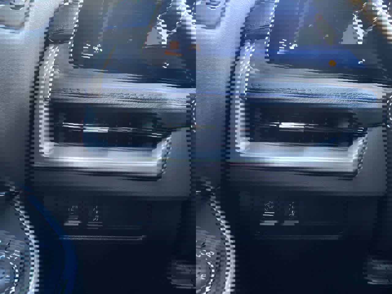 Certified 2024 Cadillac XT4 Sport w/ LPO, Floor Liner Package image 27