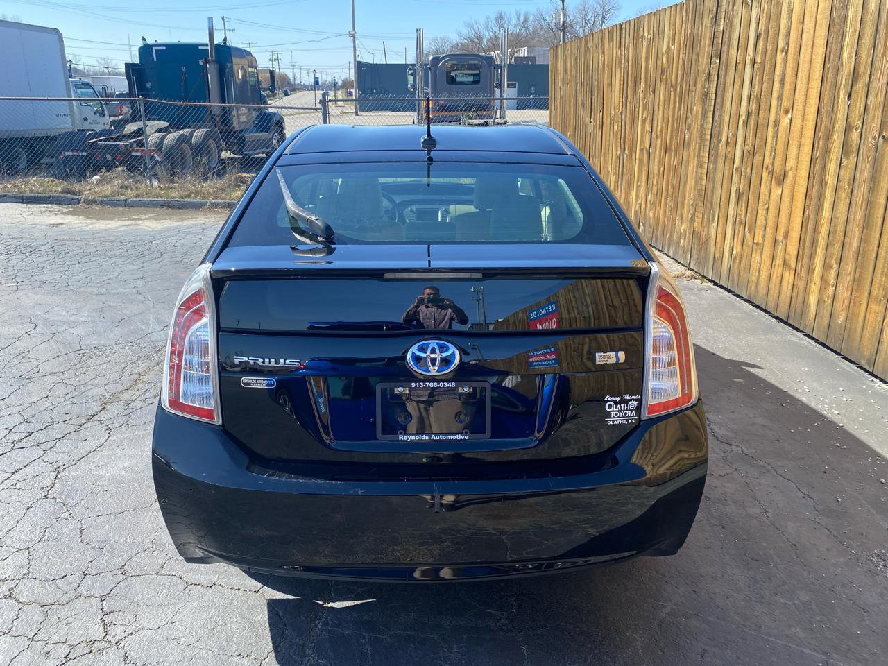 Used 2014 Toyota Prius Three image 7