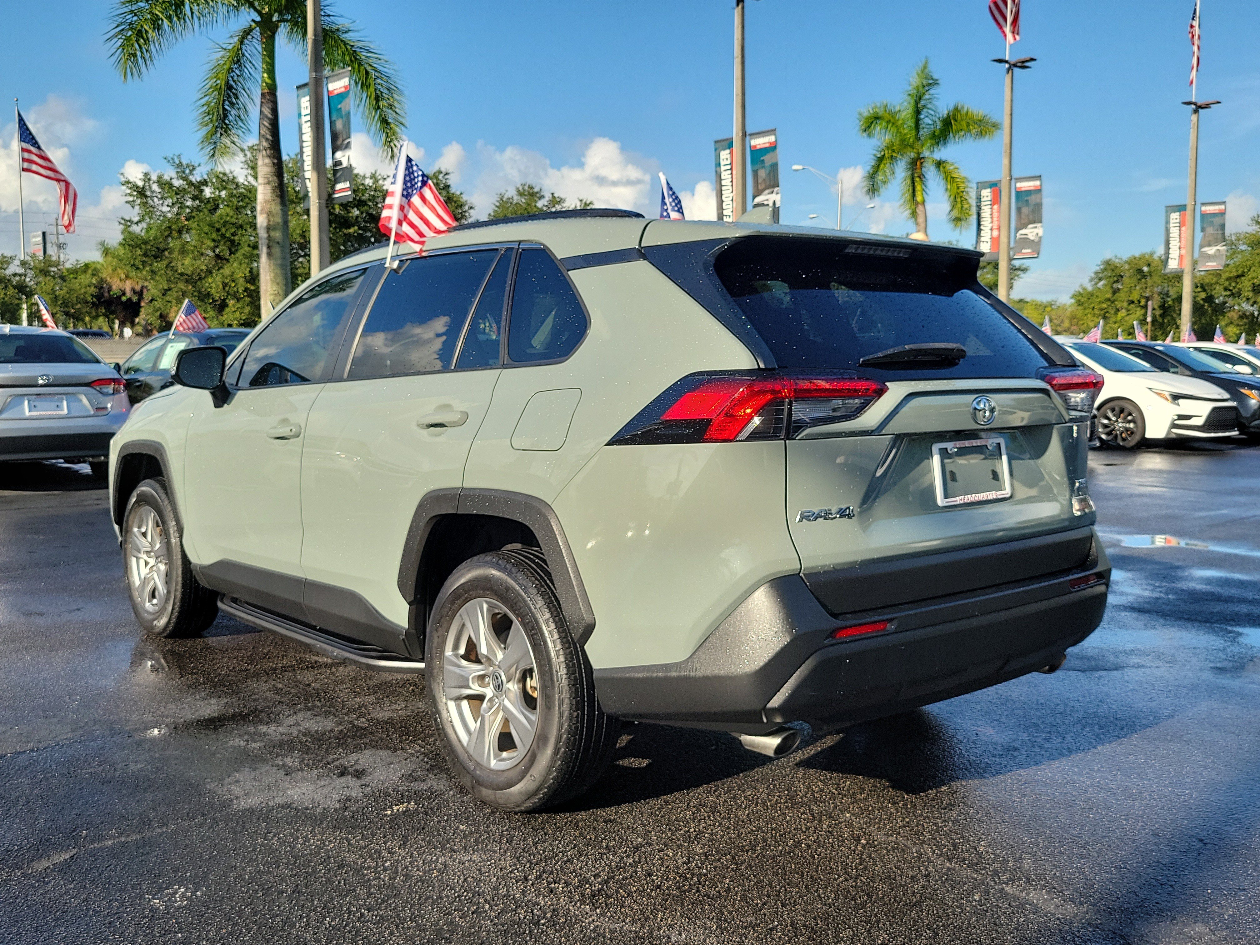 Used 2023 Toyota RAV4 XLE w/ Convenience Package FWD image 8