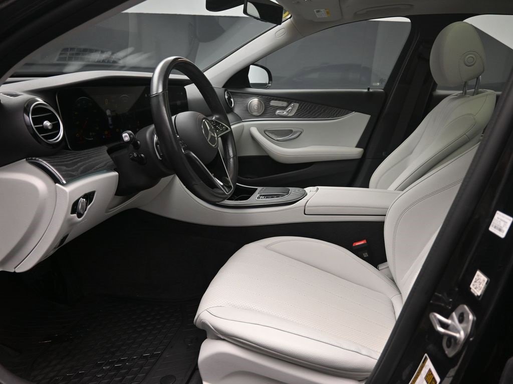 Used 2023 Mercedes-Benz E 350 Sedan image 17