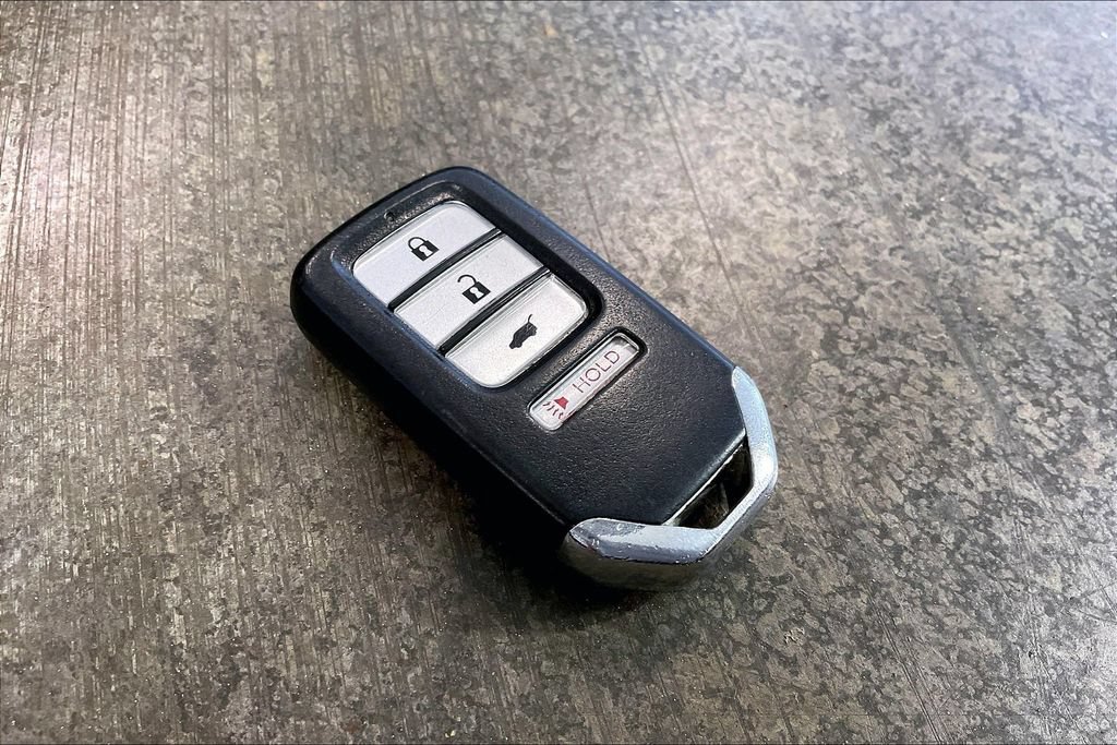 Used 2018 Honda HR-V EX image 11
