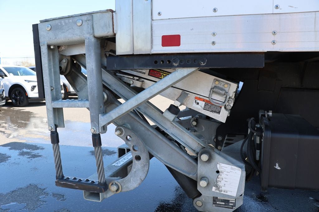 Used 2023 Ford F650 2WD Regular Cab Super Duty image 7