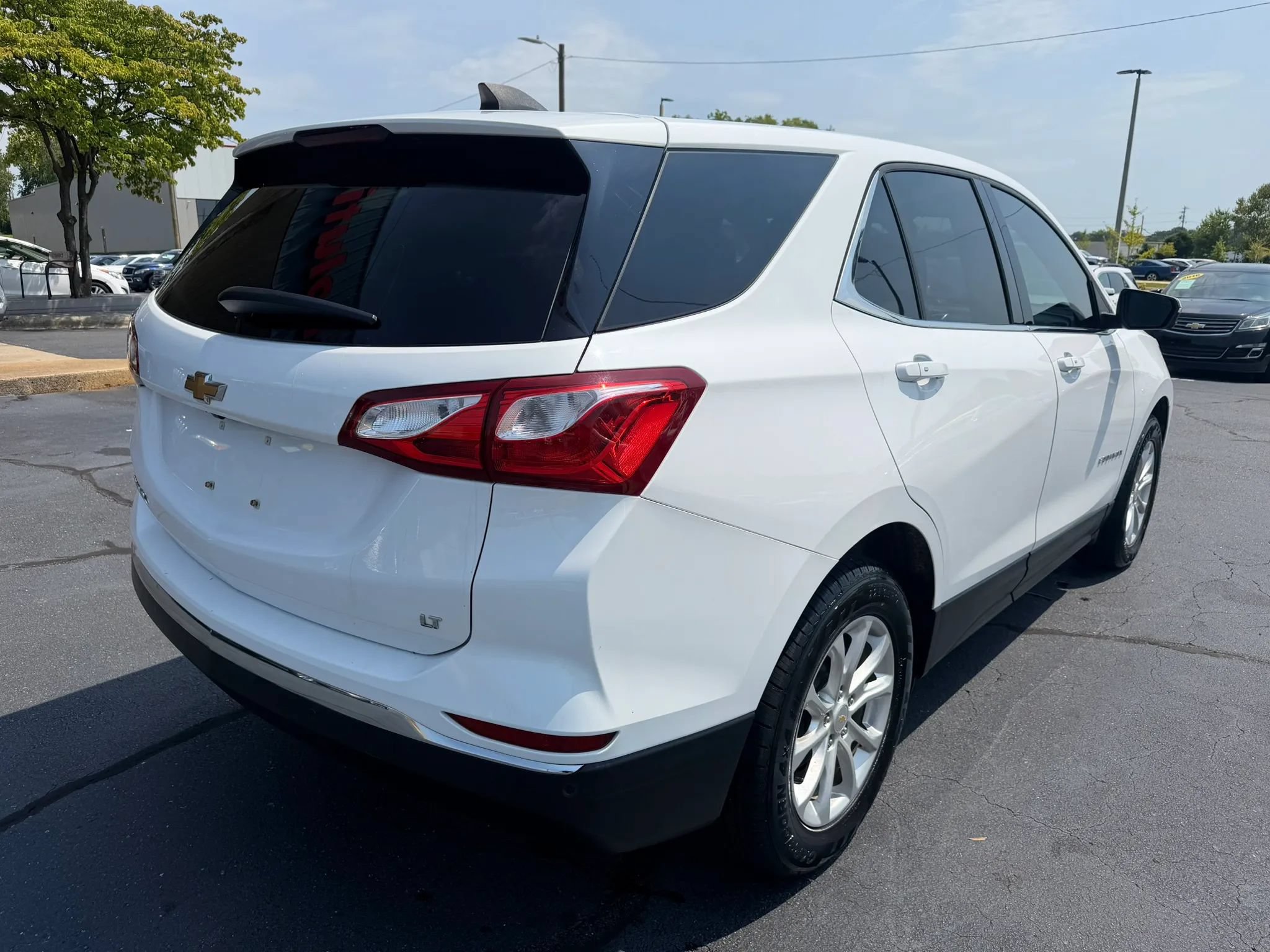 Used 2019 Chevrolet Equinox LT FWD image 7