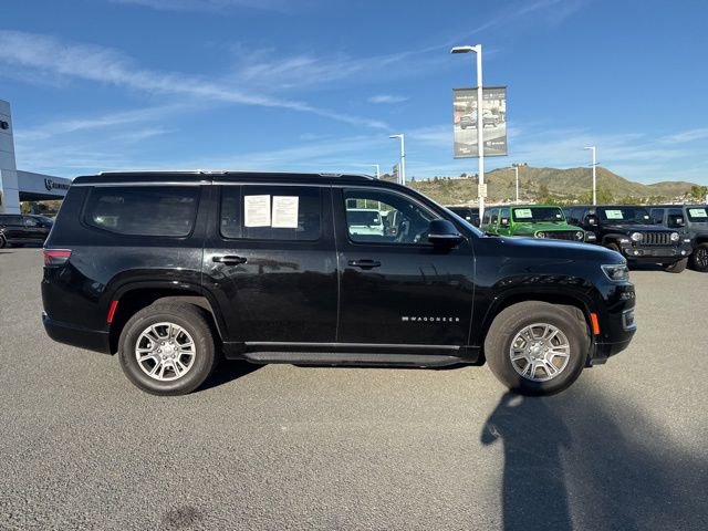 Used 2023 Jeep Wagoneer 2WD image 10