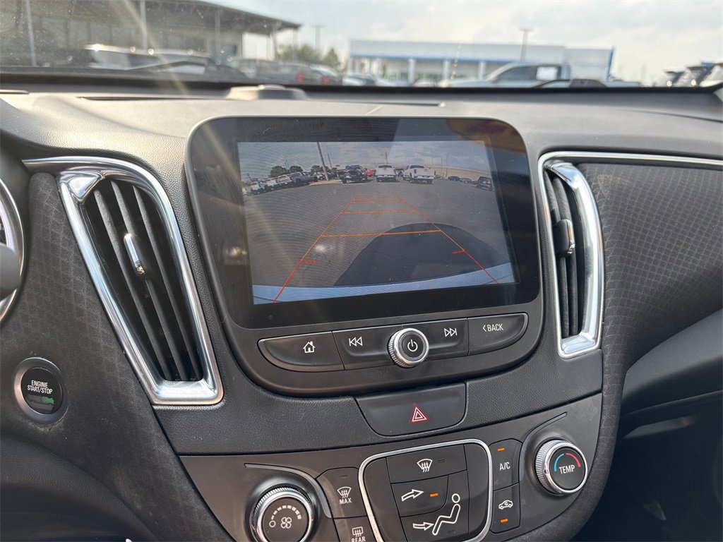 Used 2017 Chevrolet Malibu LT w/ Driver Confidence Package image 20