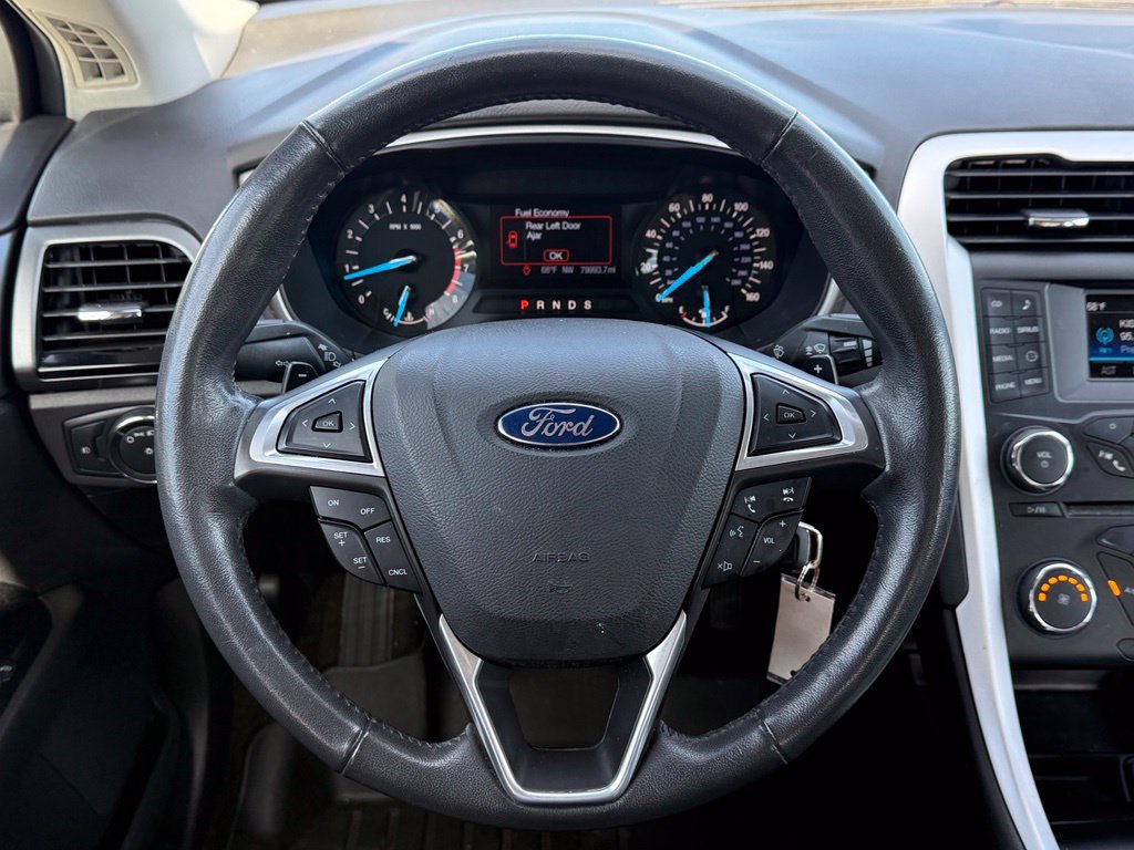Used 2015 Ford Fusion SE w/ Equipment Group 201A FWD image 8