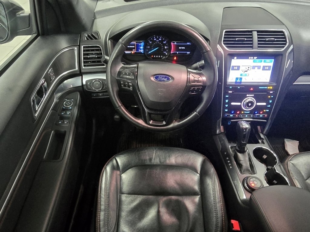 Used 2019 Ford Explorer Sport w/ Equipment Group 401A image 24