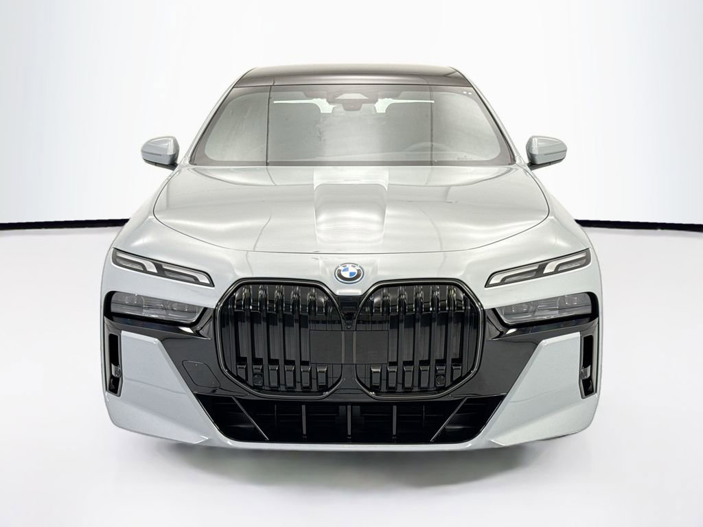 New 2026 BMW i7 eDrive50 w/ M Sport Package RWD image 2