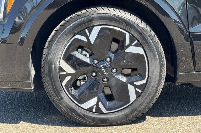 Certified 2024 Kia Niro Wind FWD image 36