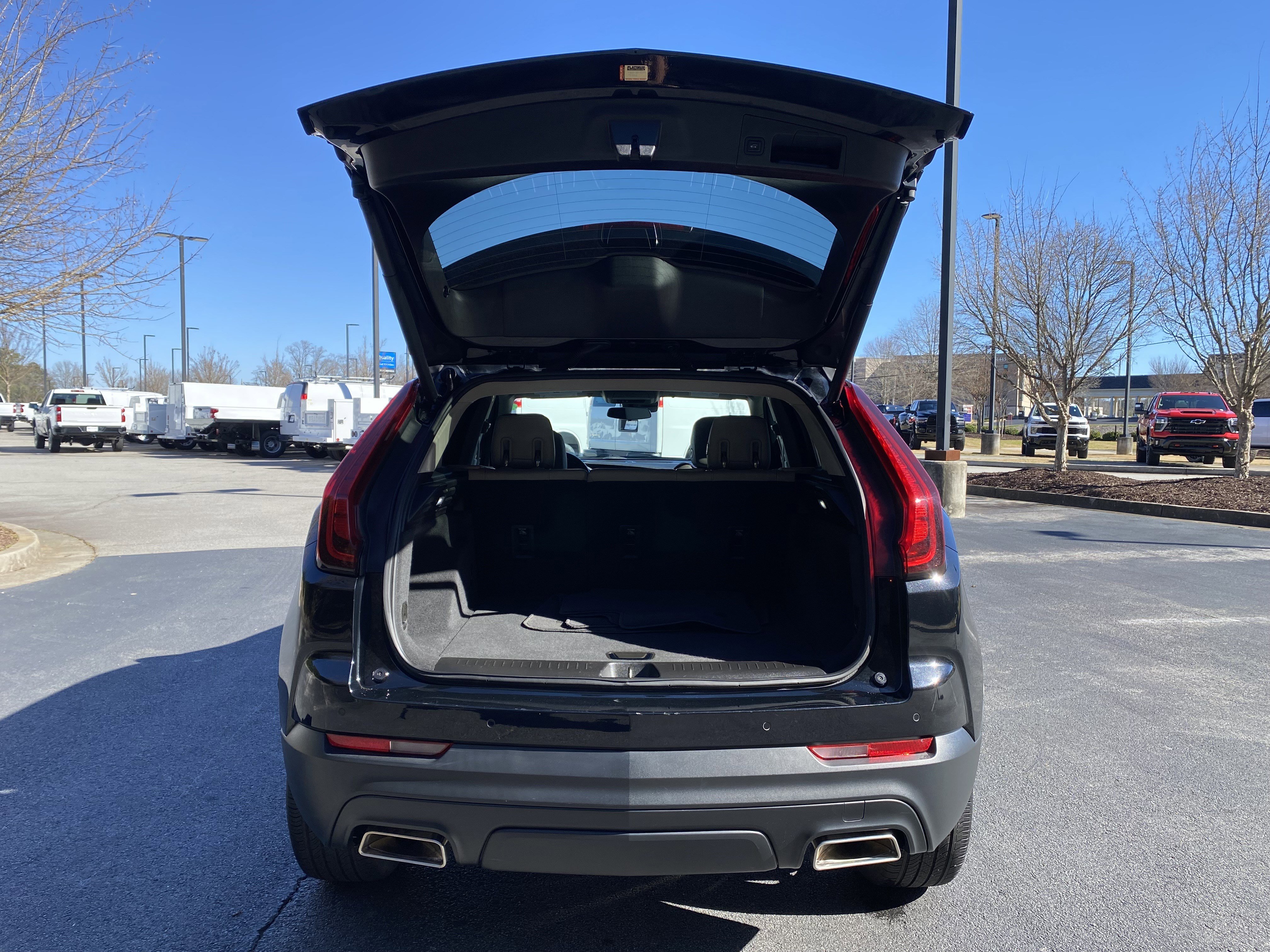 Used 2021 Cadillac XT4 Luxury image 11