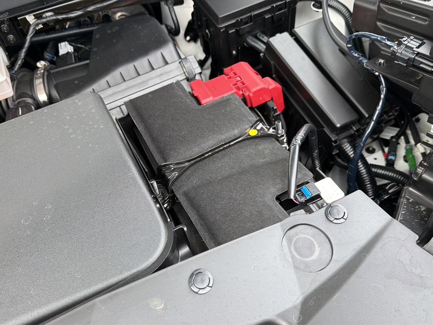 Used 2025 Nissan Pathfinder Platinum FWD image 40