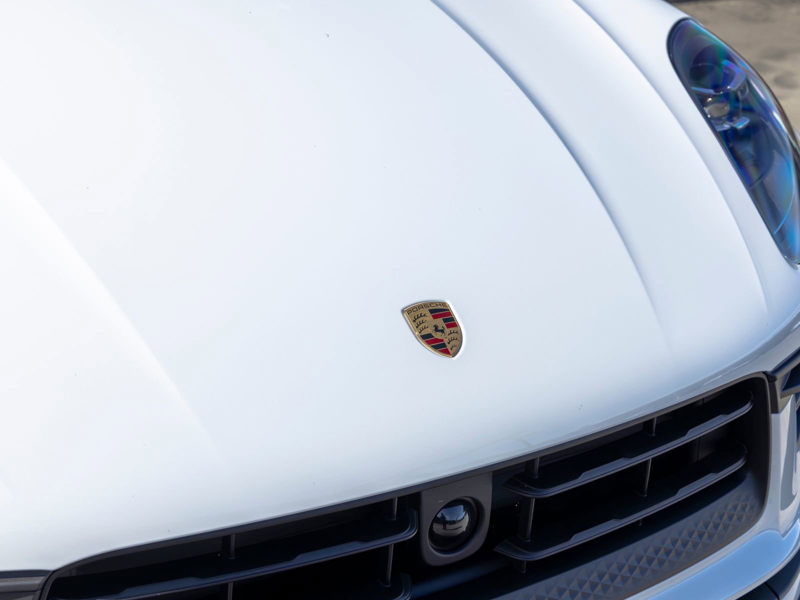 Certified 2026 Porsche Macan image 15