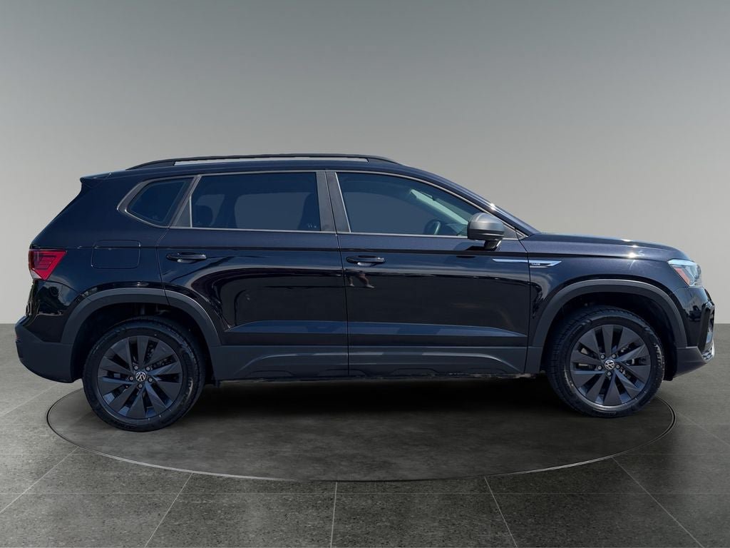 Used 2022 Volkswagen Taos S w/ IQ Drive S Package FWD image 10