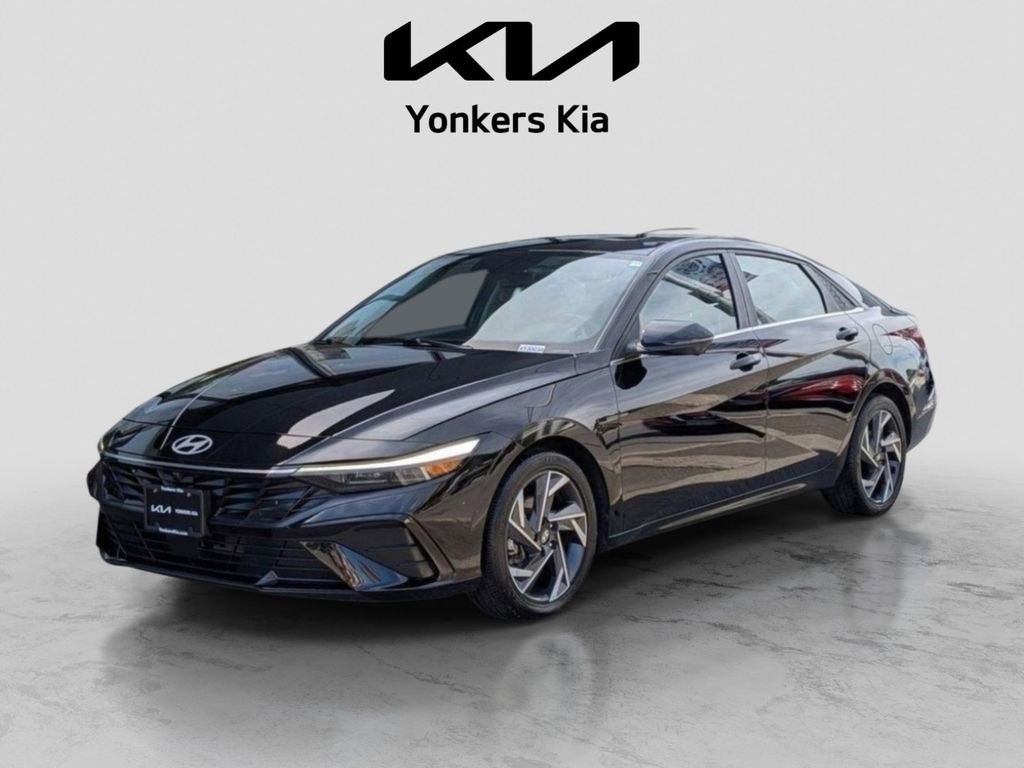 Used 2024 Hyundai Elantra Limited FWD image 2