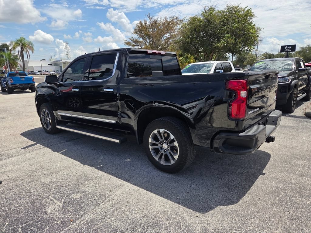 Certified 2024 Chevrolet Silverado 1500 High Country w/ Max Trailering Package AWD/4WD image 11