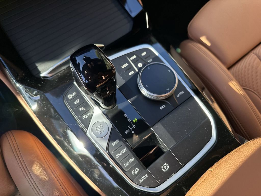 New 2025 BMW X4 xDrive30i w/ Premium Package image 19