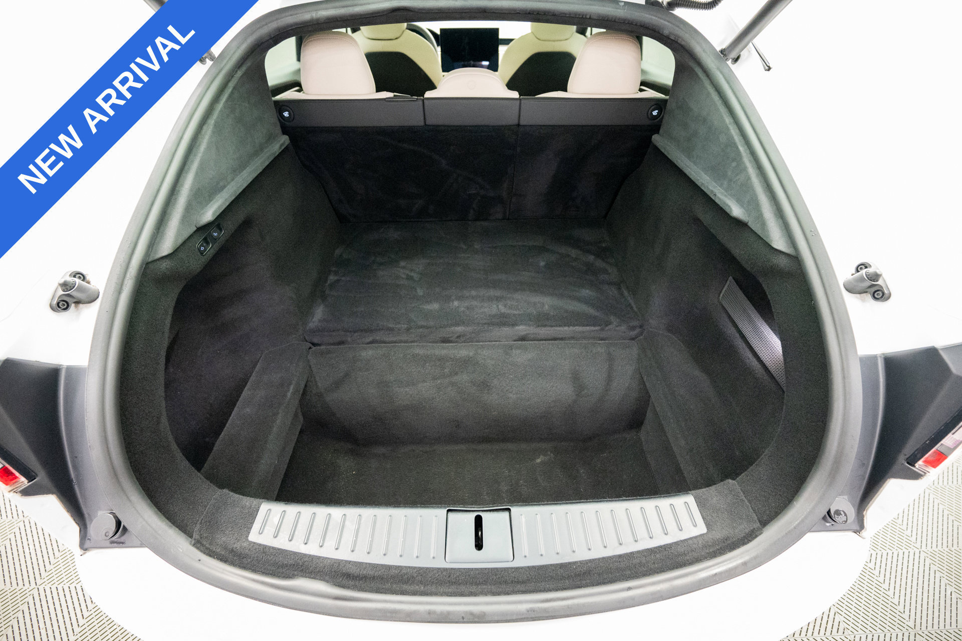 Used 2021 Tesla Model S Plaid AWD/4WD image 37
