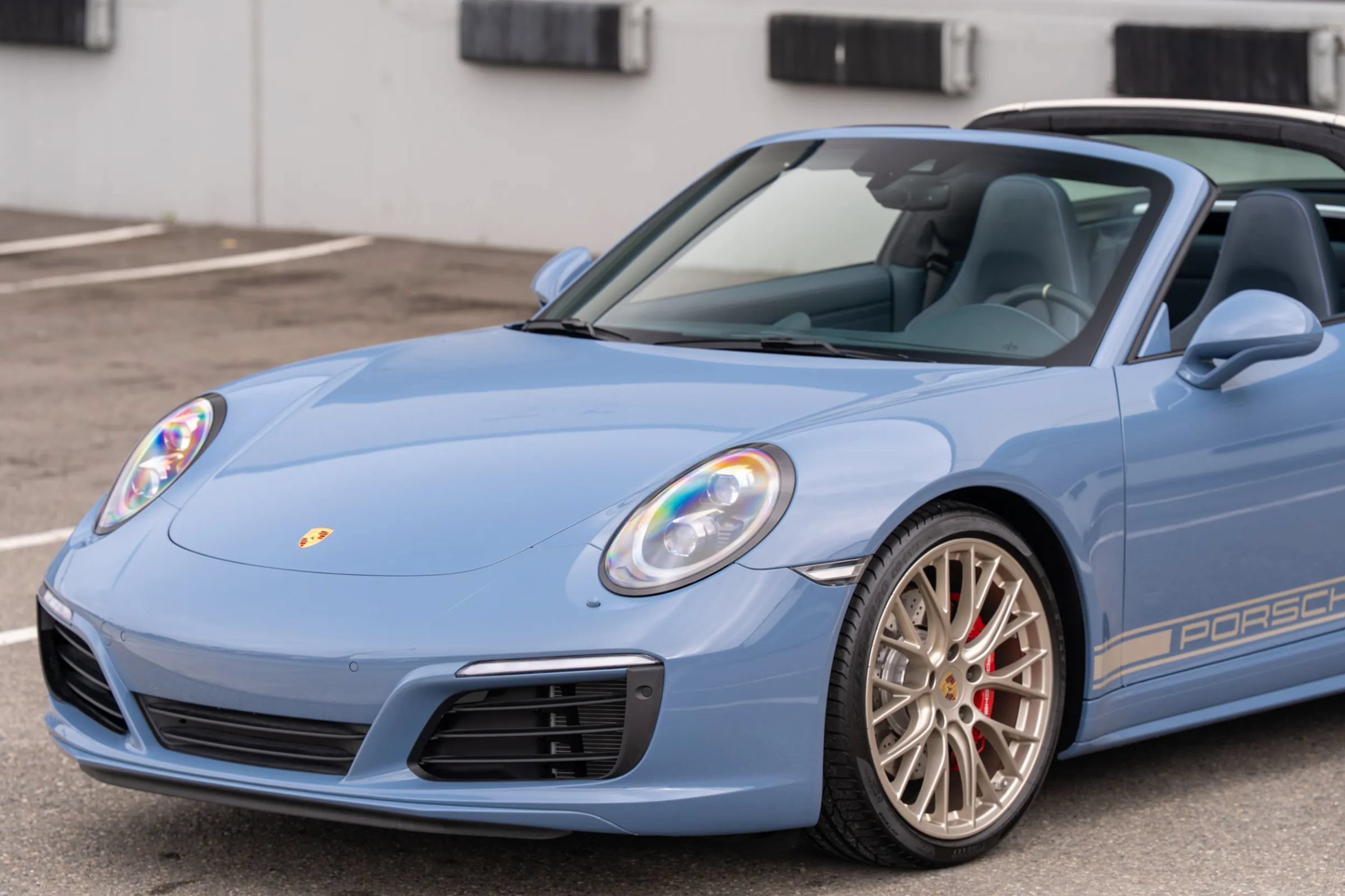 Used 2017 Porsche 911 Targa 4S AWD/4WD image 8